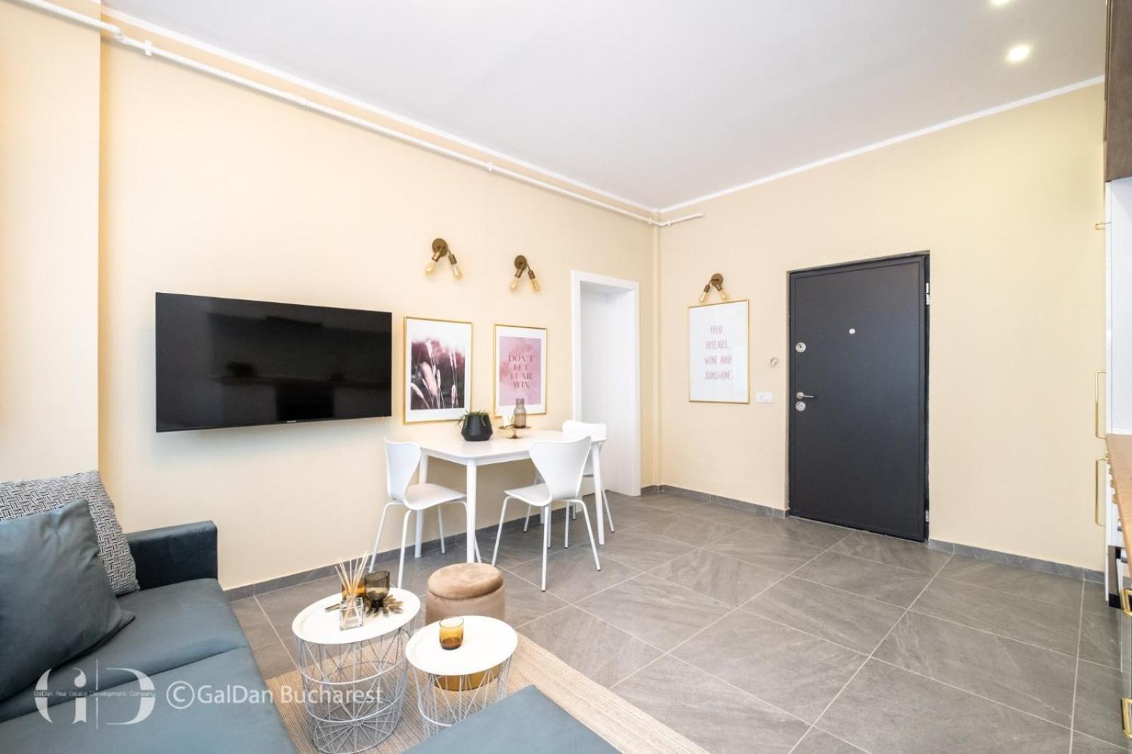 The Loft Luxury Apartments-Near The Park In The City Center Bucarest Exterior foto